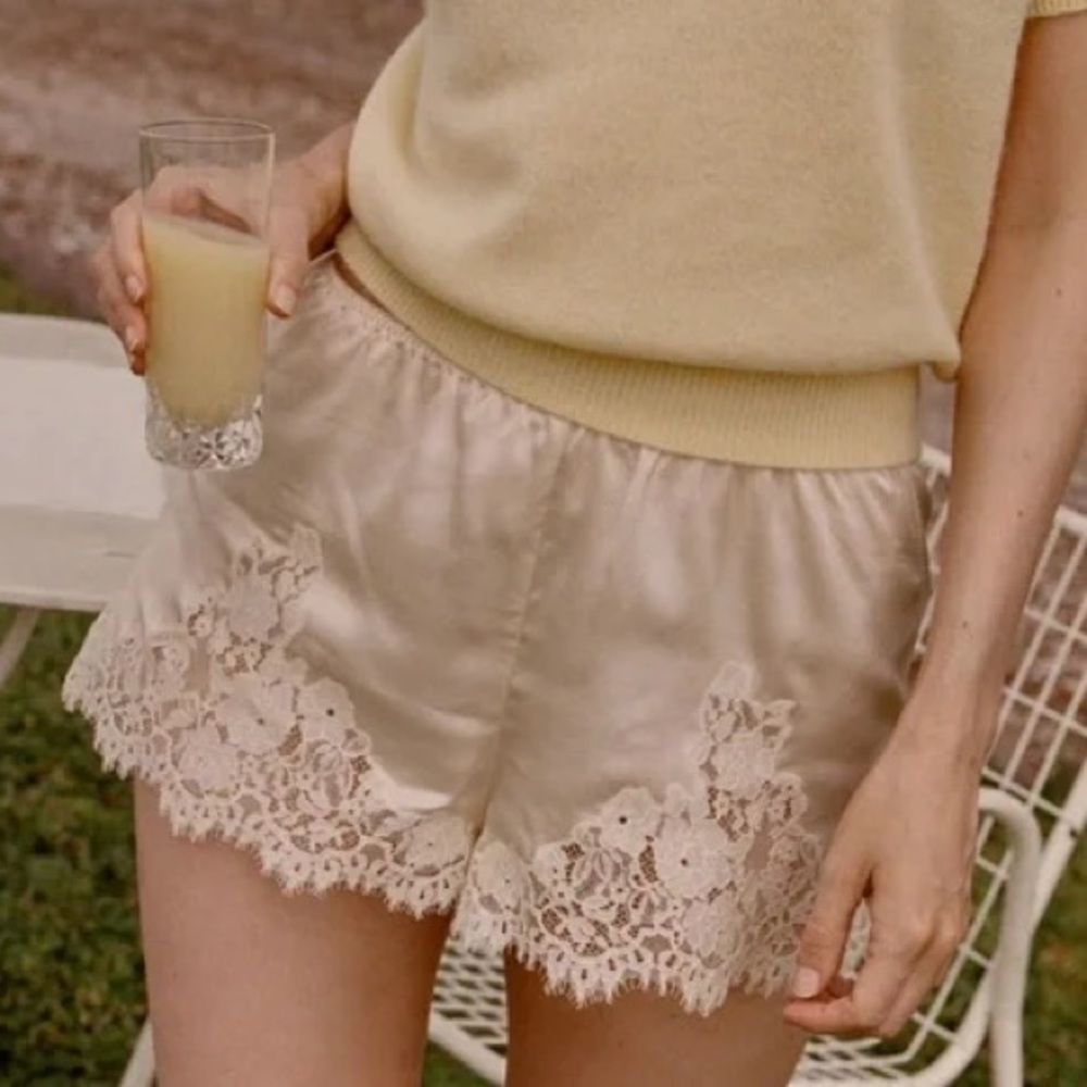 Doen Iona Short Candlelight